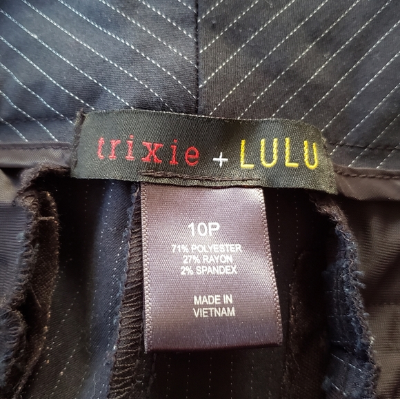 Trixie + Lulu Women's Pinstriped Capri Pants - Picture 3 of 5